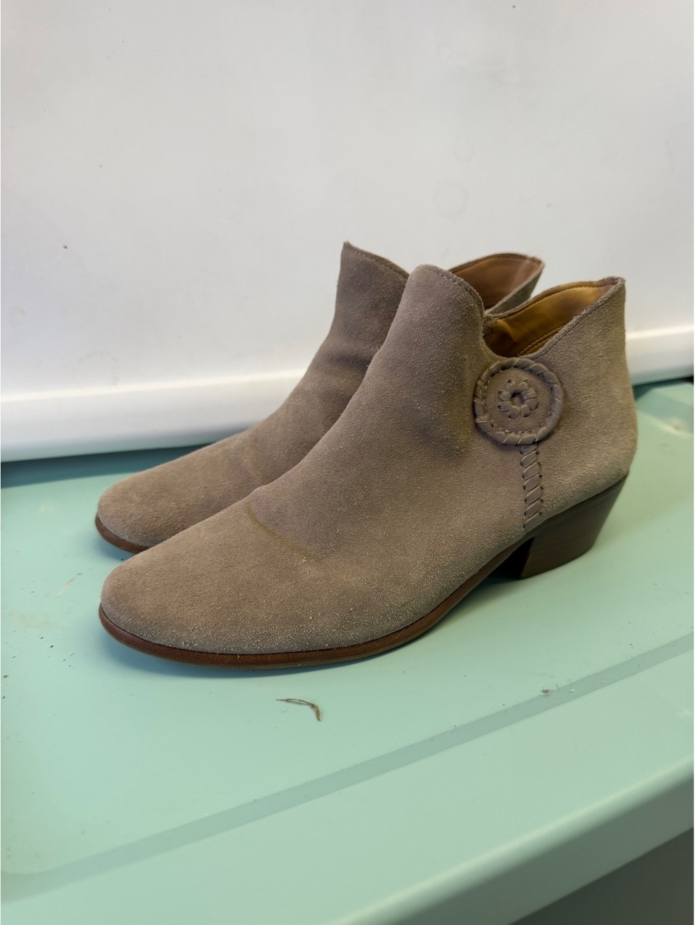 Jack Rogers Women's Beige Suede Ankle Boots Size 10M